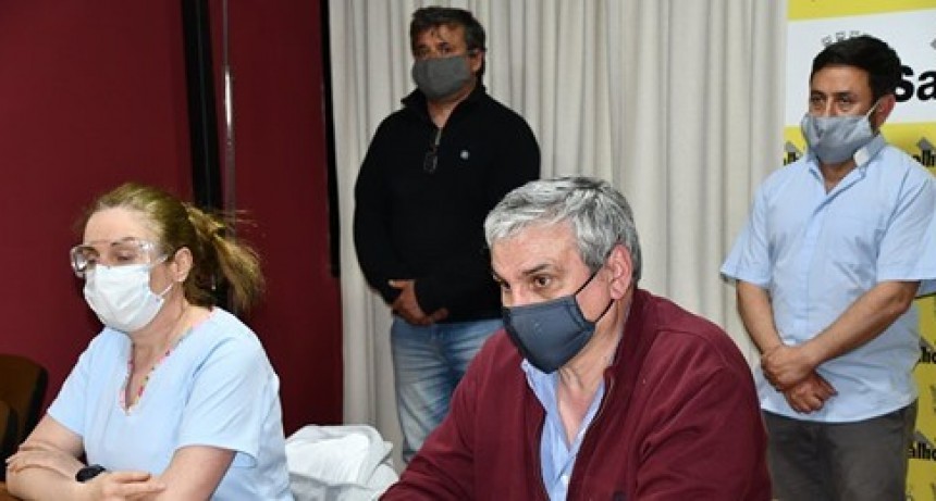 EL INTENDENTE NOSETTI Y FUNCIONARIOS MUNICIPALES SE ENCUENTRAN AISLADOS