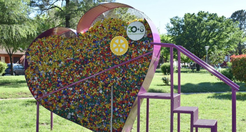 TRAS HABERSE COMPLETADO, ESTE JUEVES SERA VACIADO Y REUBICADO EL CORAZON SOLIDARIO INSTALADO EN PLAZA SAN MARTÍN