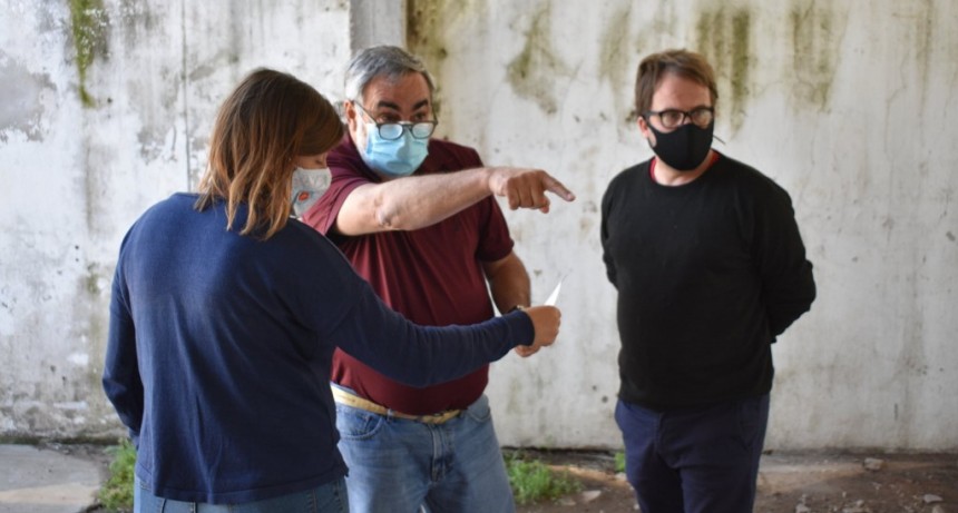EL INTENDENTE MIGUEL FERNANDEZ, VISITÓ TREINTA DE AGOSTO Y RECORRIÓ OBRAS DEL HOSPITAL EGUIGUREN