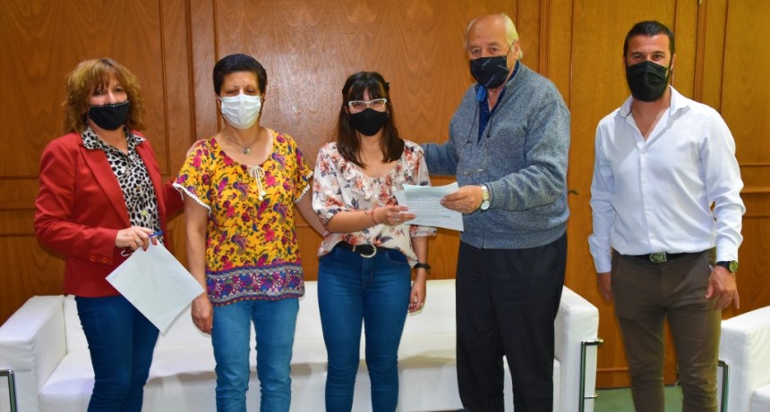 ACOMPAÑAMIENTO DEL MUNICIPIO A TRABAJADORES LOCALES: SE ENTREGÓ UN NUEVO MICROEMPRENDIMIENTO