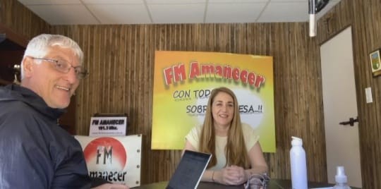 FM AMANECER - PROGRAMA CON TODO SOBRE LA MESA 04/10/23 - ESPACIO DE LA VINOTECA TRES LOMAS