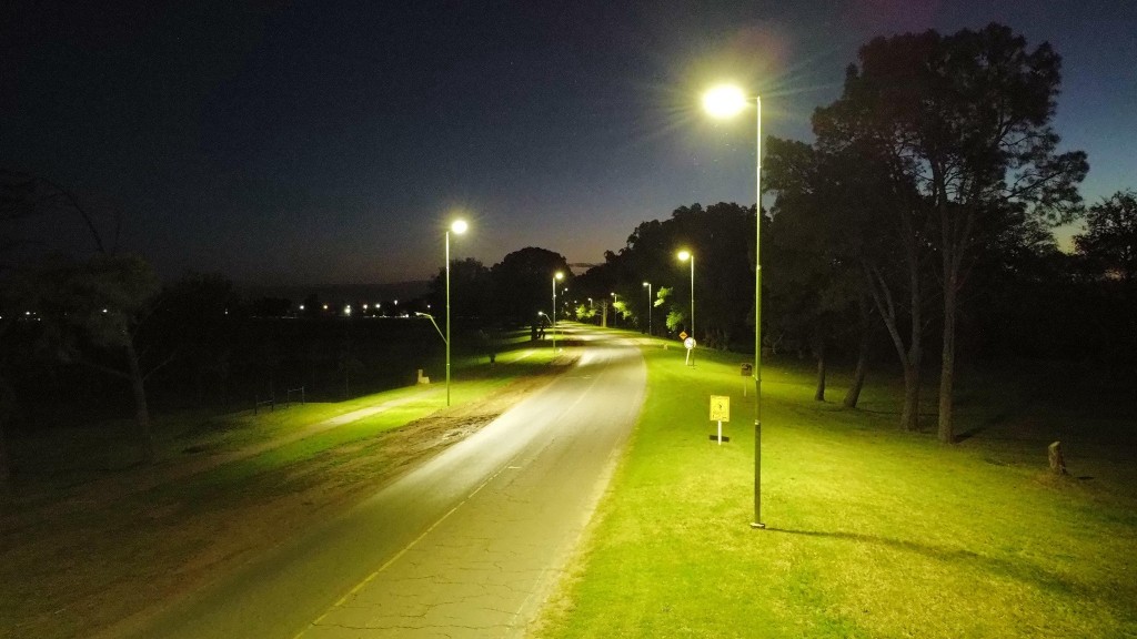 NUEVA LUMINARIA EN EL ACCESO A LA CIUDAD