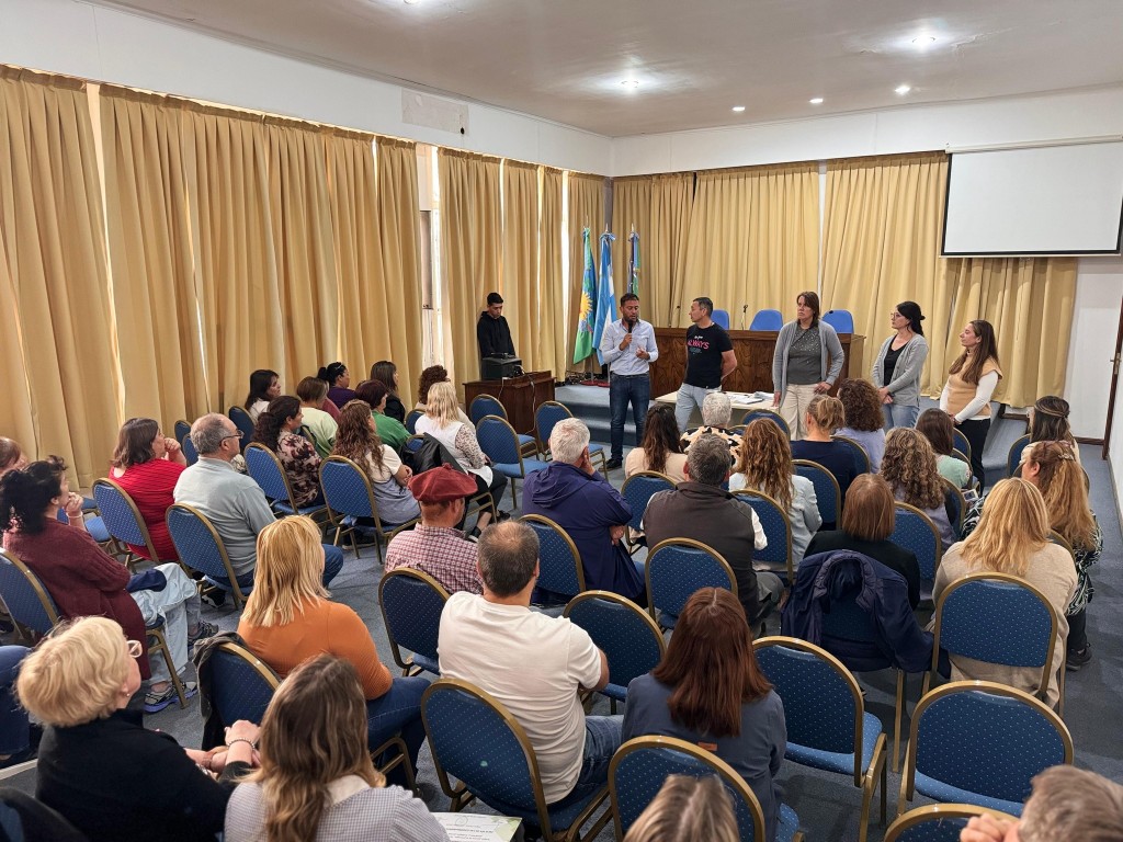 SE REALIZÓ LA ENTREGA DEL FONDO EDUCATIVO