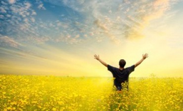 Por Padre Carlos - NADIE HA DICHO QUE LA VIDA SERIA FÁCIL, SOLO PROMETIERON QUE VALÍA LA PENA...