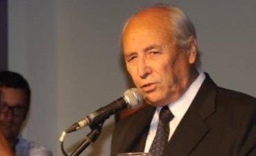 ROBERTO ALVAREZ RETOMA LA ACTIVIDAD CON UNA CONFERENCIA DE PRENSA