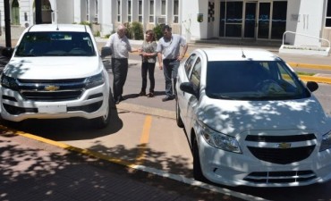EL MUNICIPIO ADQUIRIO UNA PICK UP Y UN AUTOMOVIL CON  DINERO DEL FONDO DE SEGURIDAD