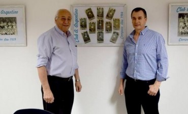 EL INTENDENTE PRESENTE EN LA FIESTA TOCINERA