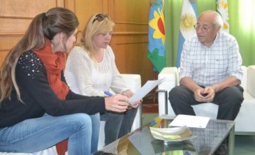 ENTREGARON CERTIFICADOS DE INSCRIPCION AL REGISTRO PROVINCIAL DE ORGANIZACIONES DE LA COMUNIDAD