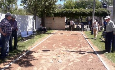 EXITOSO TORNEO DE TEJO EN EL CENTRO DE JUBILADOS