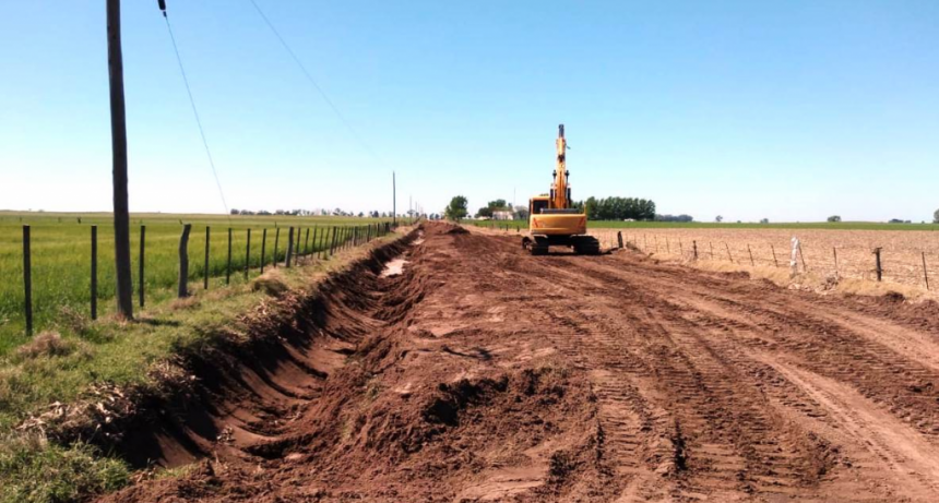 CONTINÚAN LOS TRABAJOS DE REPARACIÓN EN LOS CAMINOS RURALES