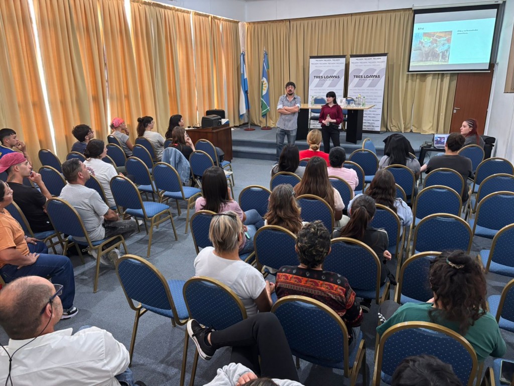 FINALIZÓ EL CURSO DE MANIPULACIÓN DE ALIMENTOS