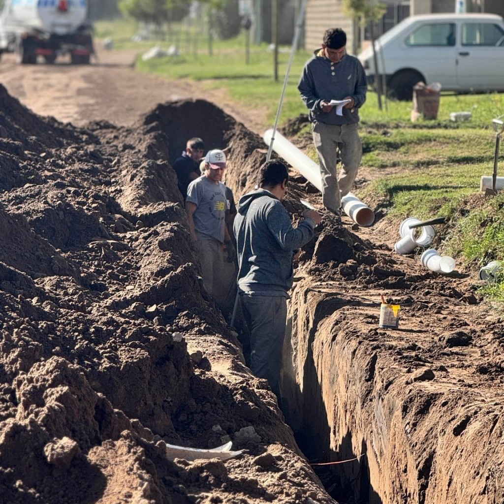 AMPLIACIÓN DE LA RED DE CLOACAS EN EL BARRIO YANI