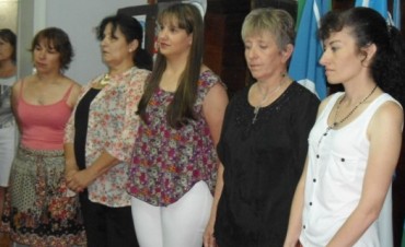 JURARON LAS NUEVAS CONSEJERAS ESCOLARES