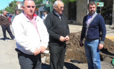 VIÑALES INAUGURA OBRAS EN LA PLANTA DE AGUA POTABLE