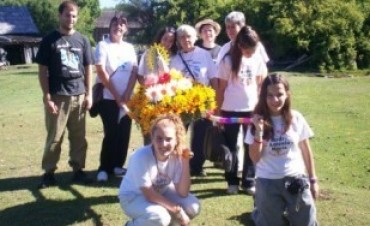 EL GRUPO MISIONERO SOLICITA ALIMENTOS NO PERECEDEROS