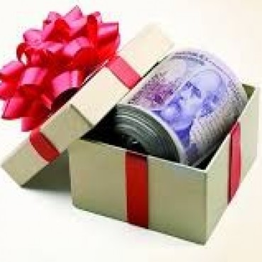 EMPLEADOS MUNICIPALES COBRAN EL AGUINALDO