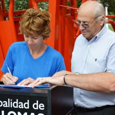 ENTREGARON BRETES MOVILES AL CEPT Y LA SOCIEDAD RURAL