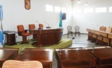 CONCEJALES DEL FRENTE JUSTICIALISTA VECINAL DENUNCIAN QUE LOS EDILES DE CAMBIEMOS ENTORPECEN EL TRATAMIENTO DEL PRESUPUESTO