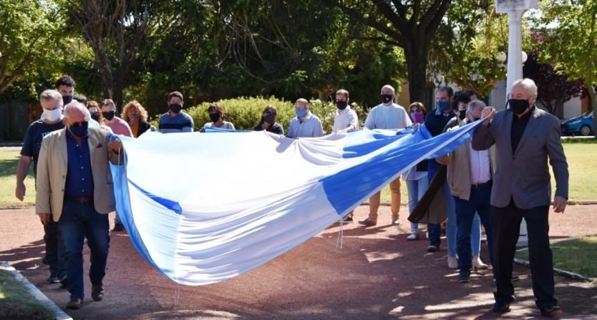 SE REALIZÓ EL ACTO PROTOCOLAR POR EL 34° ANIVERSARIO DE LA AUTONOMÍA