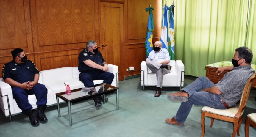 ÁLVAREZ RECIBIÓ AL NUEVO JEFE DE POLICÍA DE SEGURIDAD VIAL