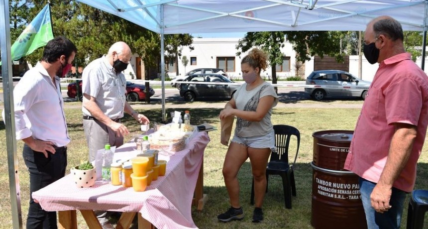 EL PROGRAMA “ALIMENTOS BONAERENSES” PASÓ POR TRES LOMAS E INGENIERO THOMPSON