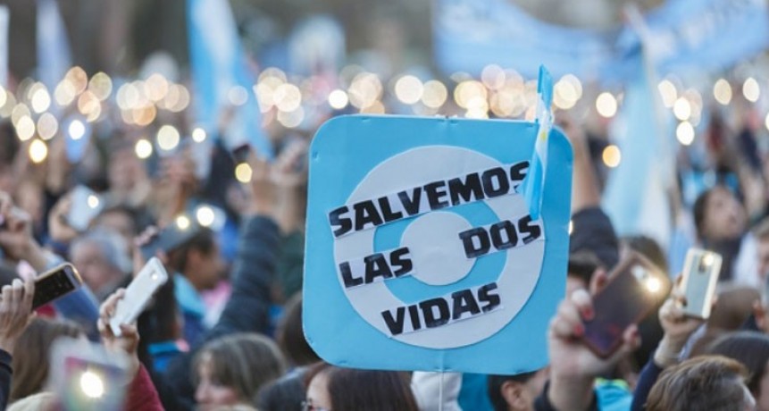 TRES LOMAS SALE A DEFENDER LA VIDA 
