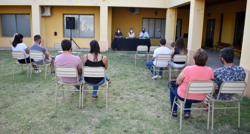 EL DIRECTOR DEL ENTE ACOMPAÑO A AMOC EN EL SORTEO DE UBICACIÓN DE LAS VIVIENDAS QUE SE ENTREGARAN LOS PRIMEROS MESES DEL PRÓXIMO AÑO