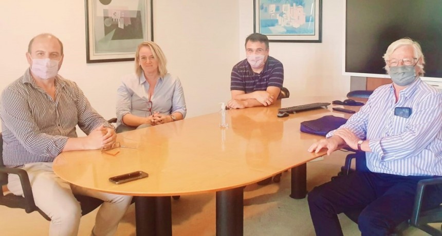 JORGE CARRERA VISITÓ LA DIRECCIÓN PROVINCIAL DE HIDRÁULICA