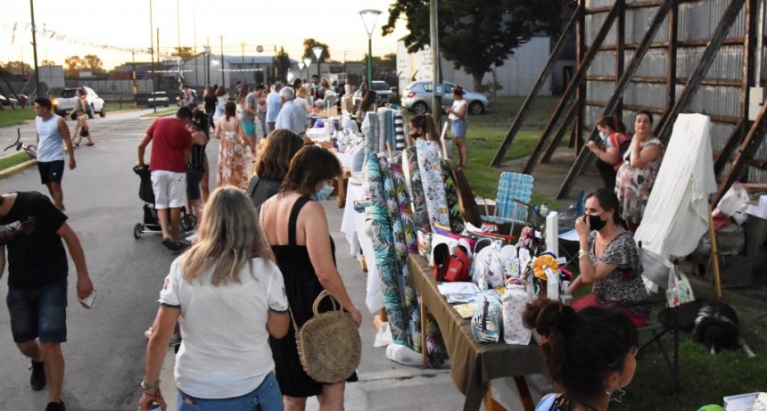 SE LLEVÓ A CABO UNA NUEVA FERIA “EMPRENDER”