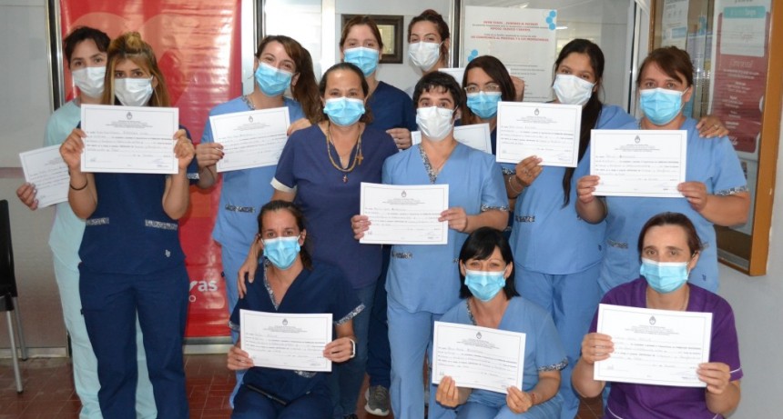 TRABAJADORAS DEL HOSPITAL REALIZARON EL CURSO DE “LIMPIEZA Y DESINFACCIÓN EN ESTABLECIMIENTOS DE SALUD”