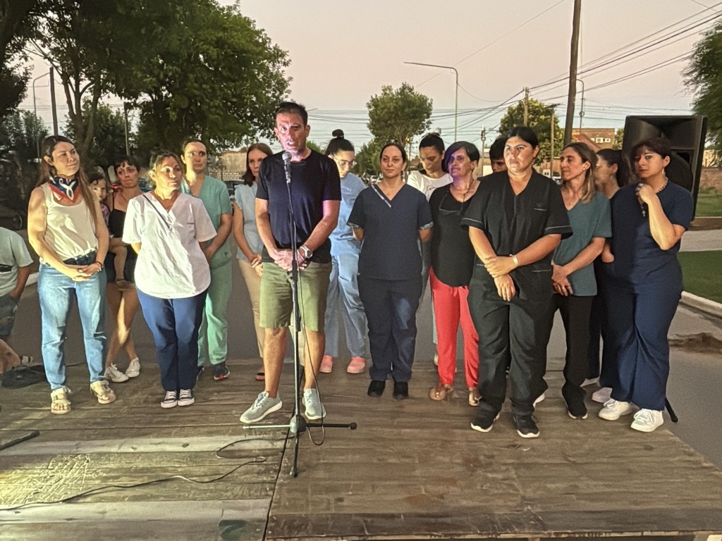 FIESTA DE FIN DE AÑO EN LOS HOGARES MUNICIPALES