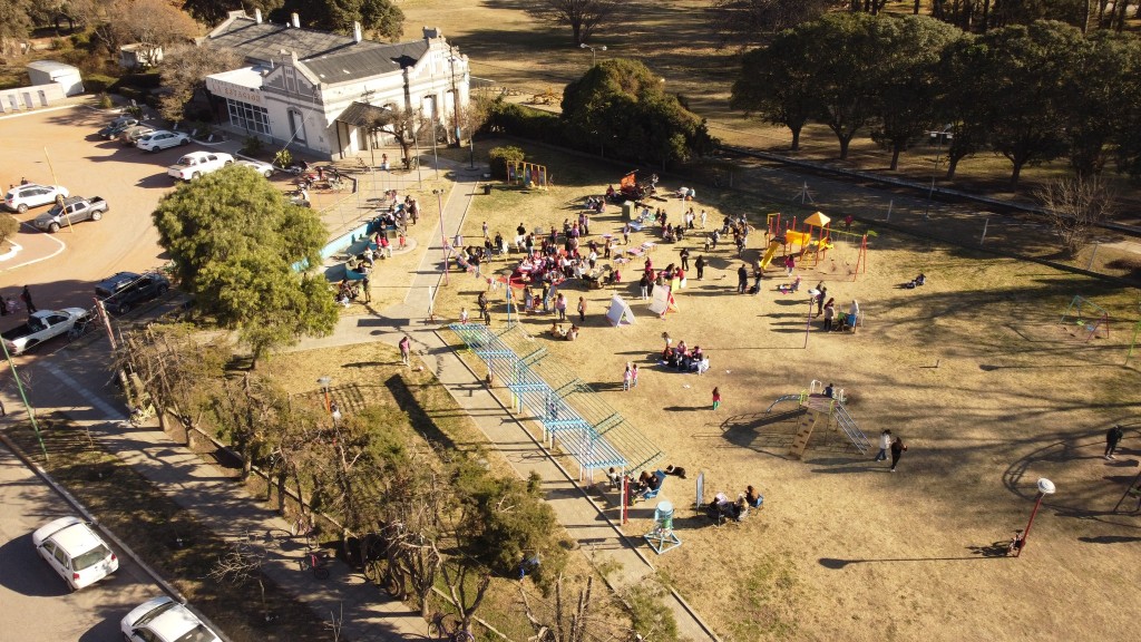 FERIA LITERARIA Y CULTURAL