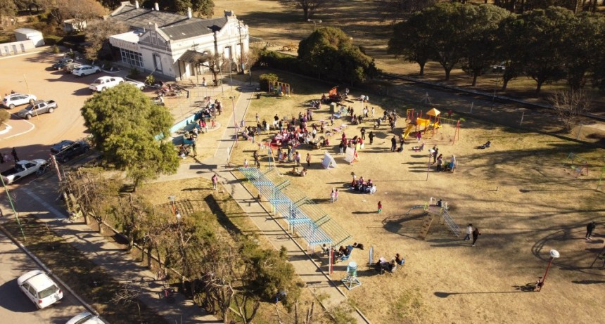 FERIA LITERARIA Y CULTURAL