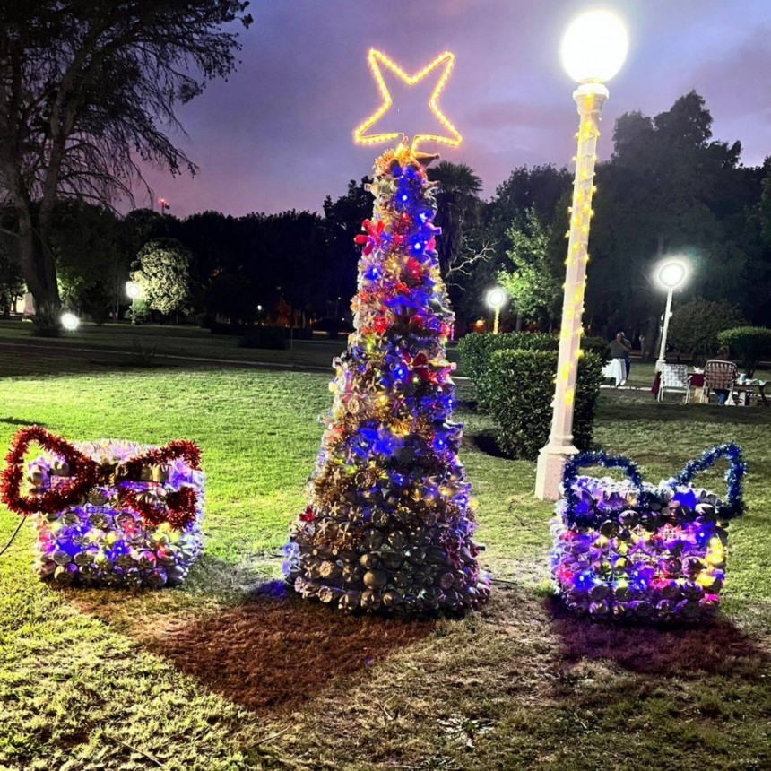 ENCENDIDO DE ÁRBOL NAVIDEÑO EN INGENIERO THOMPSON