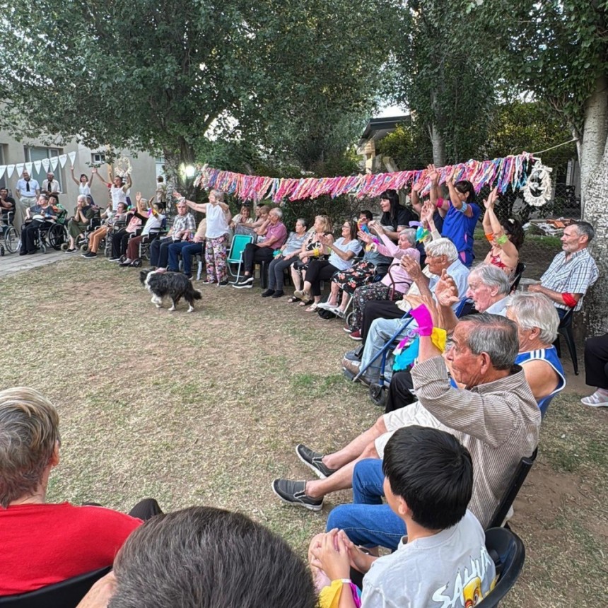 CIERRE DE AÑO EN LOS HOGARES MUNICIPALES