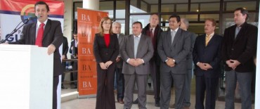 EL INTENDENTE Y LA DIRECTORA DE EDUCACIÓN DE LA PROVINCIA PUSIERON EN FUNCIONAMIENTO EL CENTRO DE RESIDENTES DE LA TERCERA EDAD