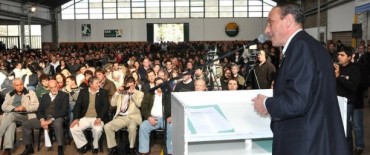 LA PROVINCIA PRESENTO EL PROGRAMA DE FORTALECIMIENTO DE LA EDUCACION AGROPECUARIA. HUBO REPRESENTANTES DEL CEPT Nº 7.