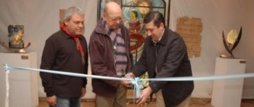 EL INTENDENTE ÁLVAREZ INAUGURÓ LA MUESTRA “EVITA, EL CIELO ESTÁ EN LA TIERRA”