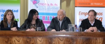 SE CONSTITUYO LA COMISION TRIPARTITA DE IGUALDAD DE TRATO Y OPORTUNIDADES