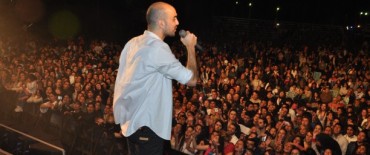 ABEL PINTOS CANTÓ ANTE 10 MIL PERSONAS