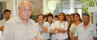 PREMIO Y AUMENTO PARA LOS EMPLEADOS MUNICIPALES