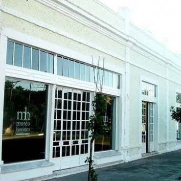 READECUARAN EL SALON DE LA EX CASA MARCAIDA PARA DESTINARLO A CULTURA Y DEPORTES