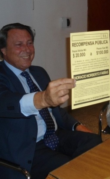 OFRECEN RECOMPENSA A QUIENES APORTEN DATOS SOBRE EL HOMICIDIO DE POCHO FARIAS