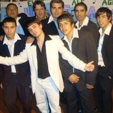 BAILE DE CARNAVAL EN LA GLORIA