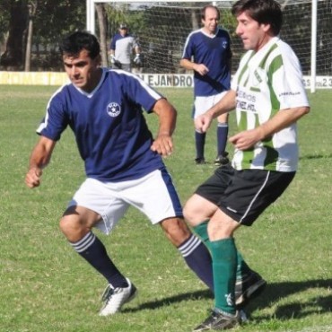 EN EL SENIOR FERRO COMENZO PERDIENDO