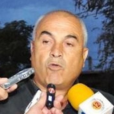 JORGE ZAPATA ENVIO UN EQUIPO DE TRABAJO A GARRE