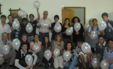 SE REALIZO UNA SUELTA DE GLOBOS POR EL DIA MUNDIAL DEL SINDROME DE DOWN