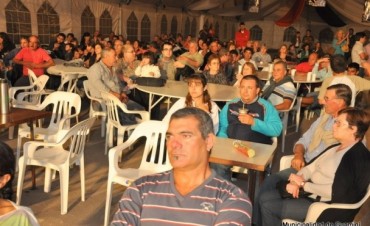 EL FOLKLORE SE HIZO PRESENTE EN LA SEGUNDA NOCHE DE “SEMANA SANTA EN LAS LAGUNAS” 