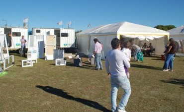 EXPO RURAL - EMPRENDEDORES LOCALES MOSTRARON SUS TRABAJOS