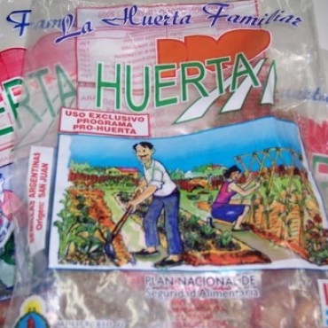 ENTREGARON SEMILLAS DEL 'PRO HUERTA'